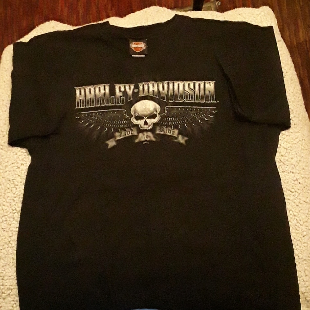 Harley Davidson black tshirt